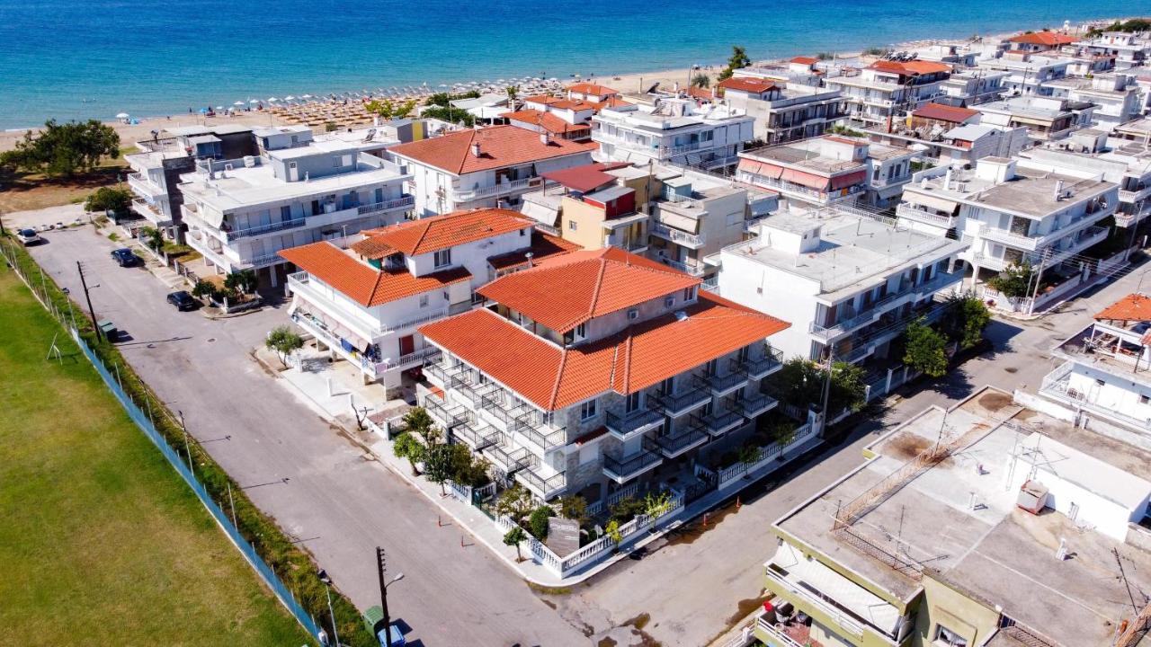 Dionisos Apartments パラリア・ディオニショウ エクステリア 写真