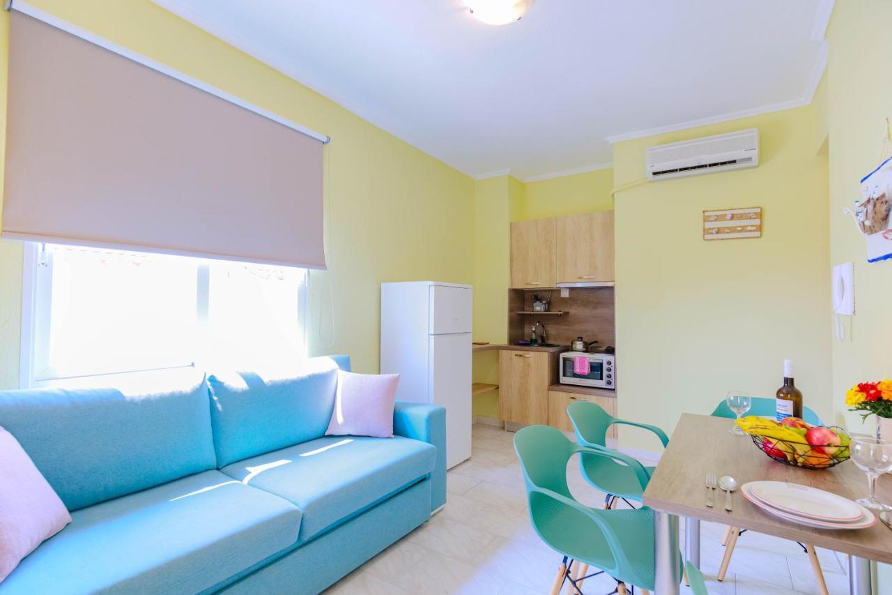 Dionisos Apartments パラリア・ディオニショウ エクステリア 写真