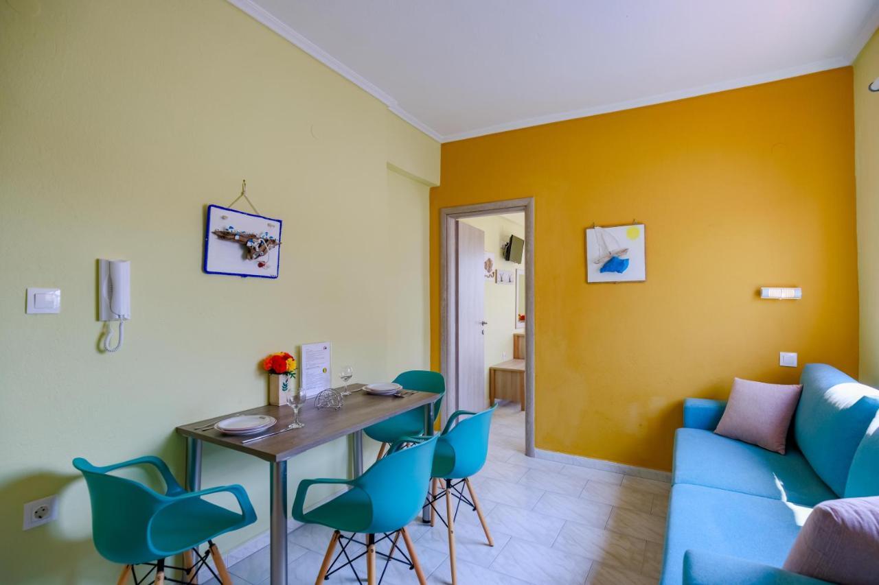 Dionisos Apartments パラリア・ディオニショウ エクステリア 写真