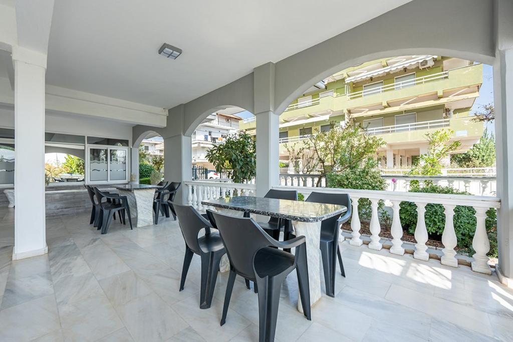 Dionisos Apartments パラリア・ディオニショウ エクステリア 写真